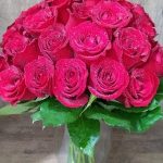 BH Flores - Bouquet 40 rosas vermelhas no vidro