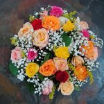 BH Flores - Bouquet 24 rosas colorido