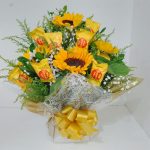 BH Flores - Arranjo de Girassol com Bombons