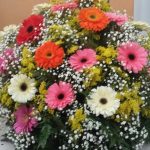 BH Flores - Lindo arranjo para mesa com gérberas