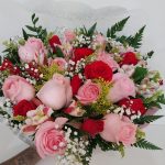 BH Flores - Bouquet 24 Rosas Vermelhas e Rosas